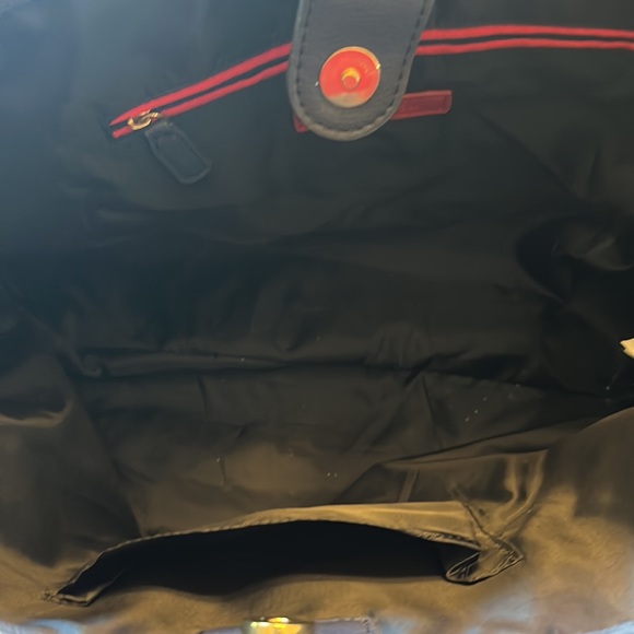 Tommy Hilfiger 👜 Purse - Picture 5 of 5